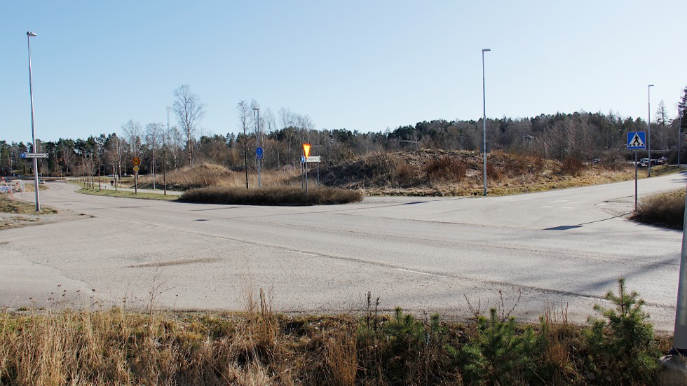 En säker övergång från pendlarparkeringen till Mästergatan finns med i utvecklingsplanerna för Myranområdet.