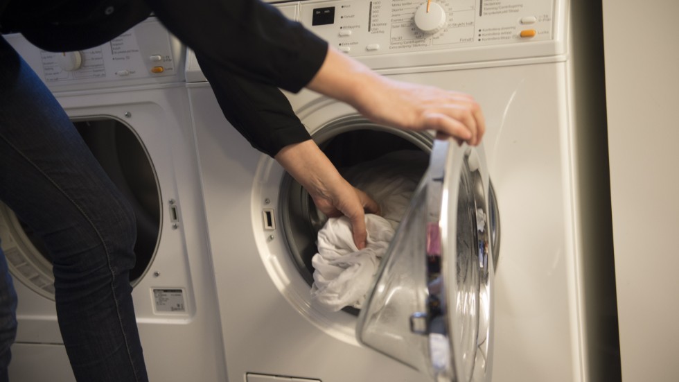 Kostnaden för el och vatten varierar beroende på vilken sörmländsk kommun man bor i. 
