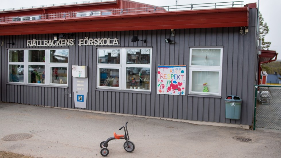 Betong- och golvprover har tagits av Anticimex inne på avdelningen Akka i Fjällbackens förskola. Men resultatet gav inga svar på var luftproblemen kan komma ifrån.