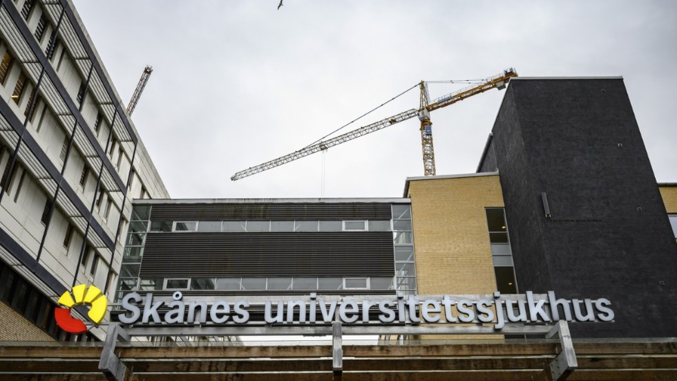 Tolv anställda på neurologiavdelningen på Skånes universitetssjukhus i Malmö har konstaterats smittade med covid-19. Arkivbild.