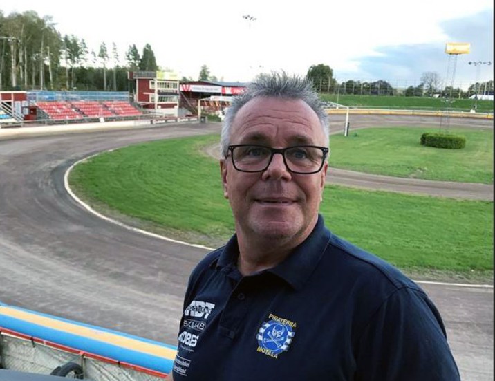 Marknadsansvarige Janne Eklöf lämnar Piraterna och kommer inte att jobba med elitseriesäsongen 2020. En marknadsgrupp tar över hans uppgifter.