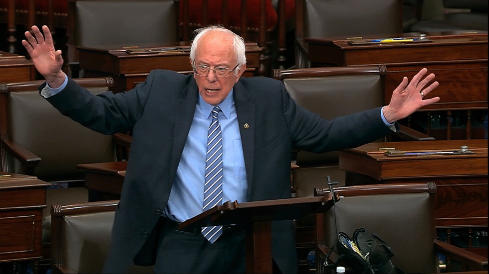 Senator Bernie Sanders ger upp försöken att bli Demokraternas presidentkandidat. Arkivbild.