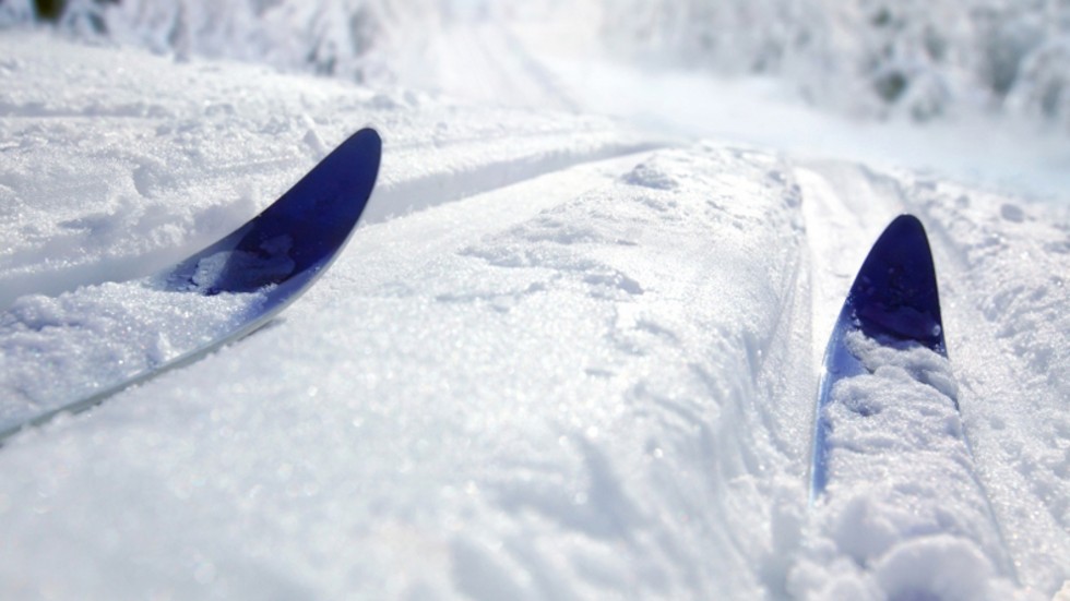 Kommer det bara natursnö så blir det skidspår i Borensberg. Snökanonerna däremot kommer troligtvis inte användas i vinter.