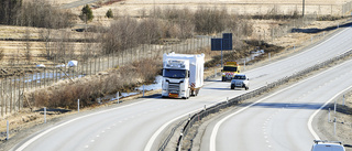 Transporter på Tunastigen                      