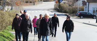 Promenaderna stoppas inte av coronaviruset