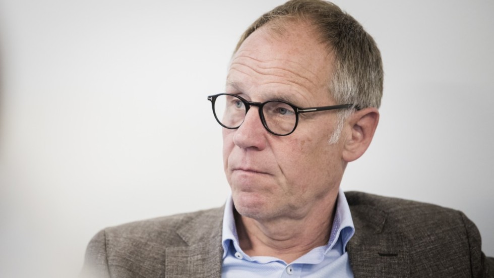 Patric Ramberg, teknisk direktör vid Region Gotland, ber regionstyrelsen om mer pengar till ombyggnaden av receptionen på Polhemsgatan 29.