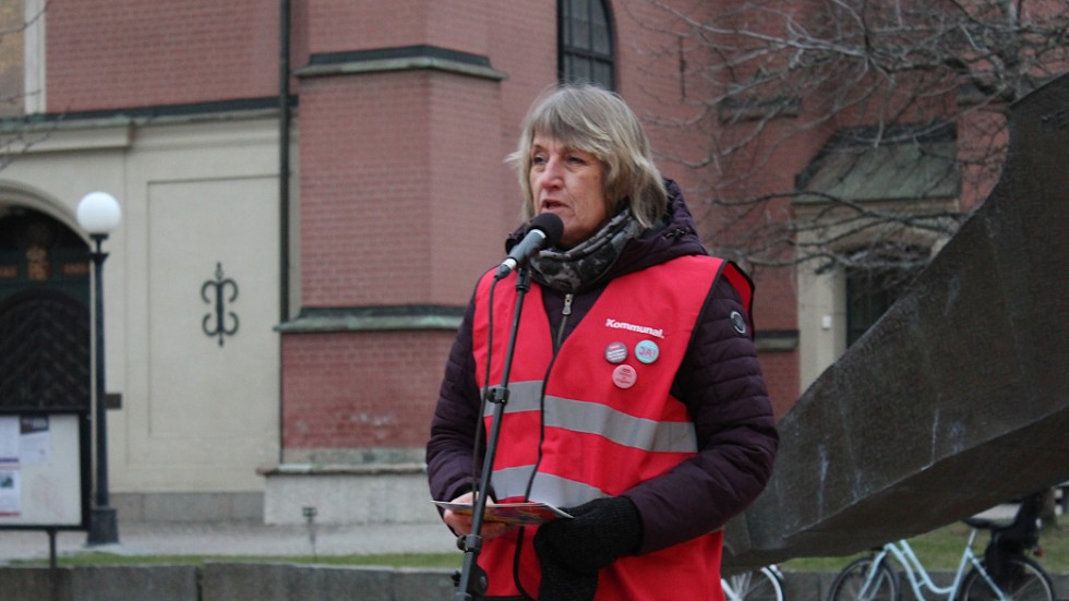 Årets avtalsrörelse är kantat med inflationsmål och vädjanden om att hålla nere löneanspråk signalerar redan nu att det kommer bli tufft, skriver Kommunals avdelningsordförande Catarina Eriksson tillsammans med flera sektionsordföranden från hela landet.