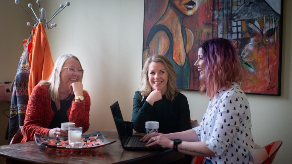 Revisionärens nya delägartrio med Carola Lundgren, grundare och Jessika Andersson, verksamhetschef och revisor, Katarina Eriksson, redovisningskonsult.