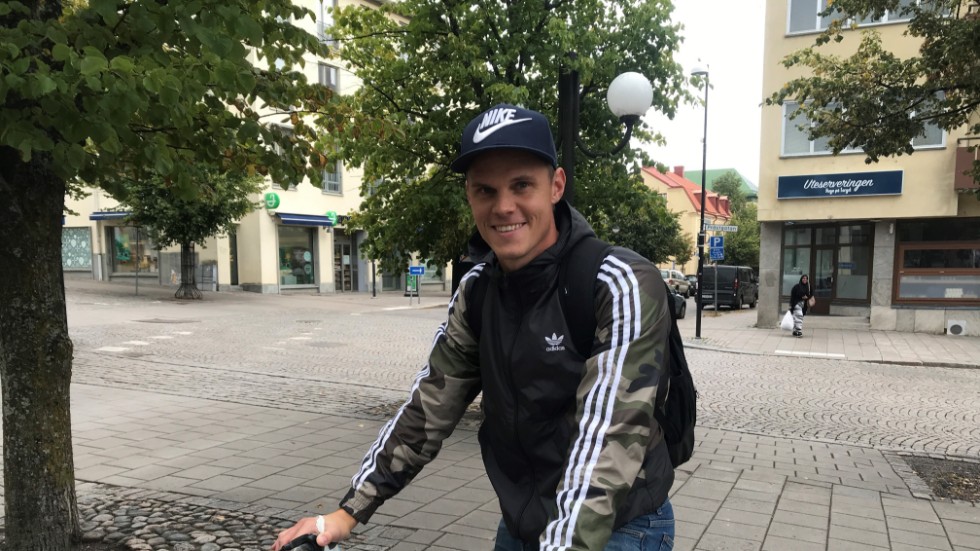 Fotbollsbacken Erik Moberg har ännu inte klart med ny klubb 2020. Han pratar med både J Södra och Motala AIF.