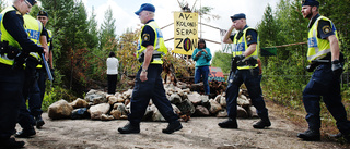 Kallak-demonstranter uppmanas "Vässa knivarna"