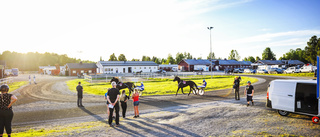 Se Petra Älvstrands bilder från Midnattstravet