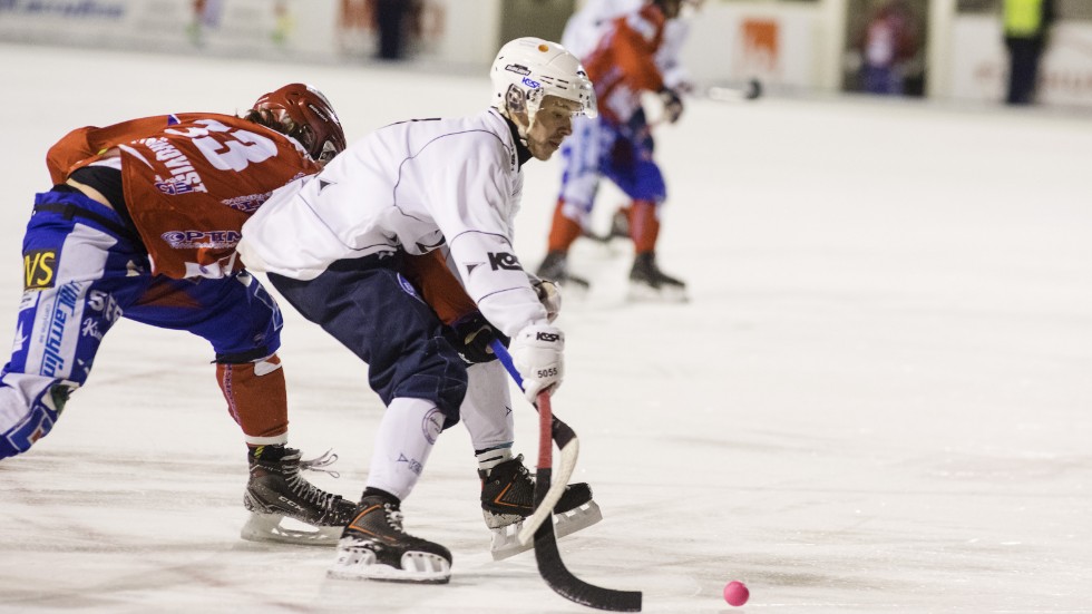 Matchen på Backavallen var en av bara två bortamatcher som IFK Kungälv spelade senaste säsongen. KVBS vann med uddamålet efter att Emil Andersson gjort 6-5 i slutminuterna.