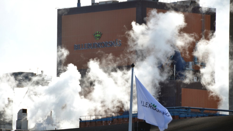 Sju anställda i samma skiftlag vid Billerud Korsnäs i Karlsborg har smittats av covid-19.