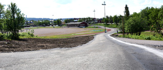 Varning för olyckor: "Beträd inte rullskidbanan"