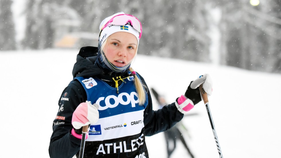 Emma Ribom är redan tillbaka i träning efter magproblemen hon upplevde förra veckan.