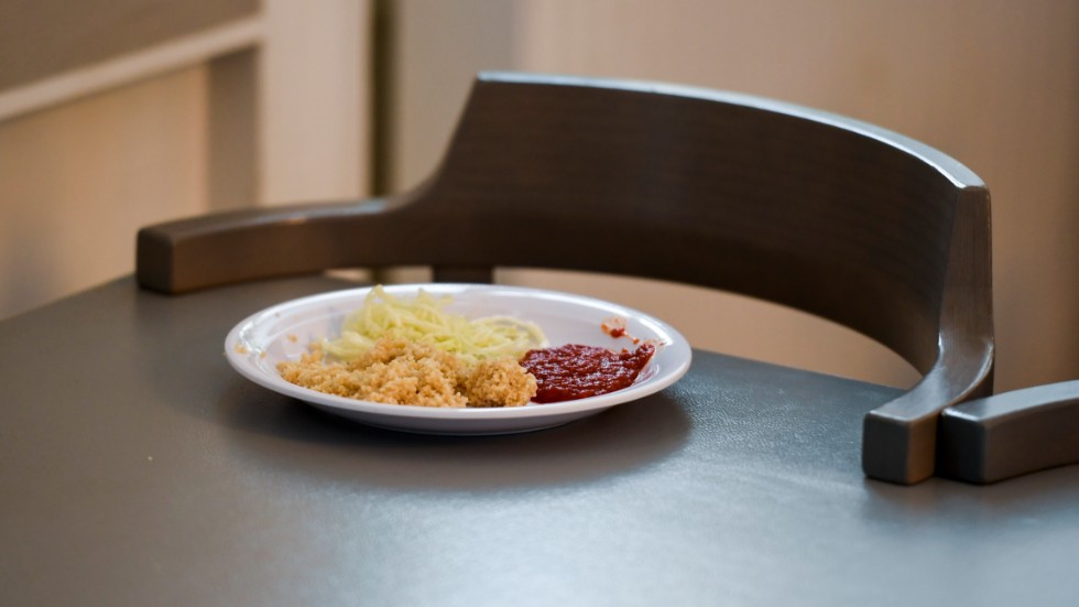 Backgårdsskolan har vidtagit åtgärder för att skapa en stressfri miljö kring skollunchen.