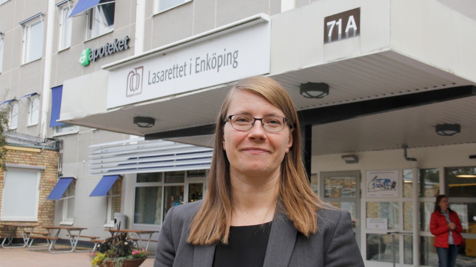 Lasarettet i Enköping är berett att avlasta Akademiska sjukhuset med intermediära vårdplatser under den pågående krisen säger Johanna Woltjer, sjukhusdirektör.
