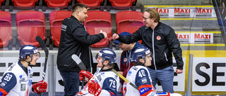 Karlin om triumfen och kaptenens frånvaro