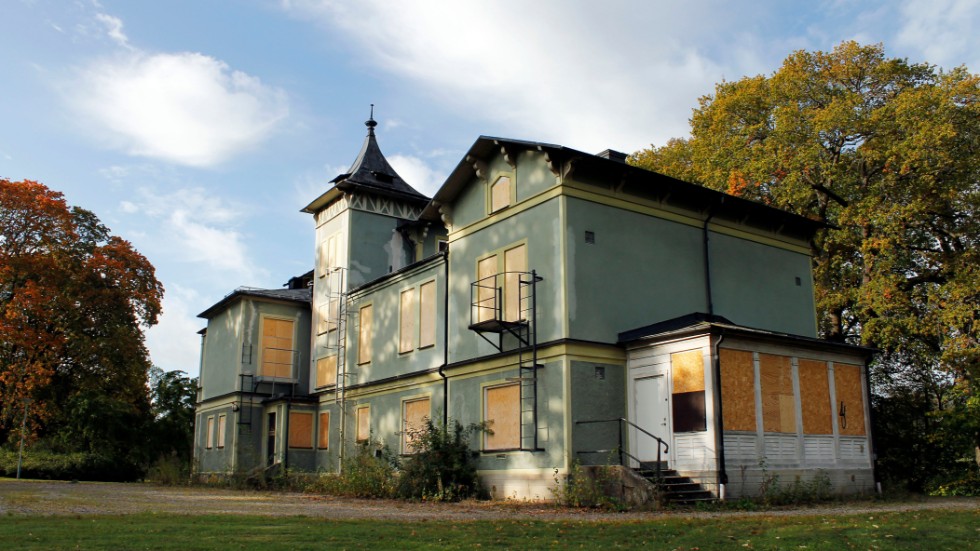 Villa Ekenäs är till salu och kommunen har nu fått in alla intresseanmälningar.