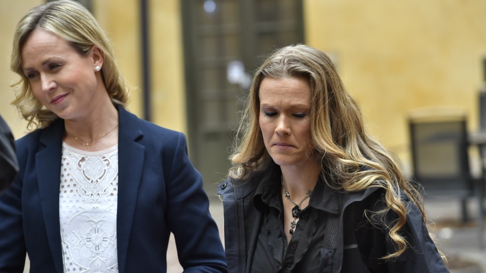 Ellinor Grimmark, en barnmorska som abortvägrade, stämde Jönköpings landsting för rätten till samvetsfrihet. 