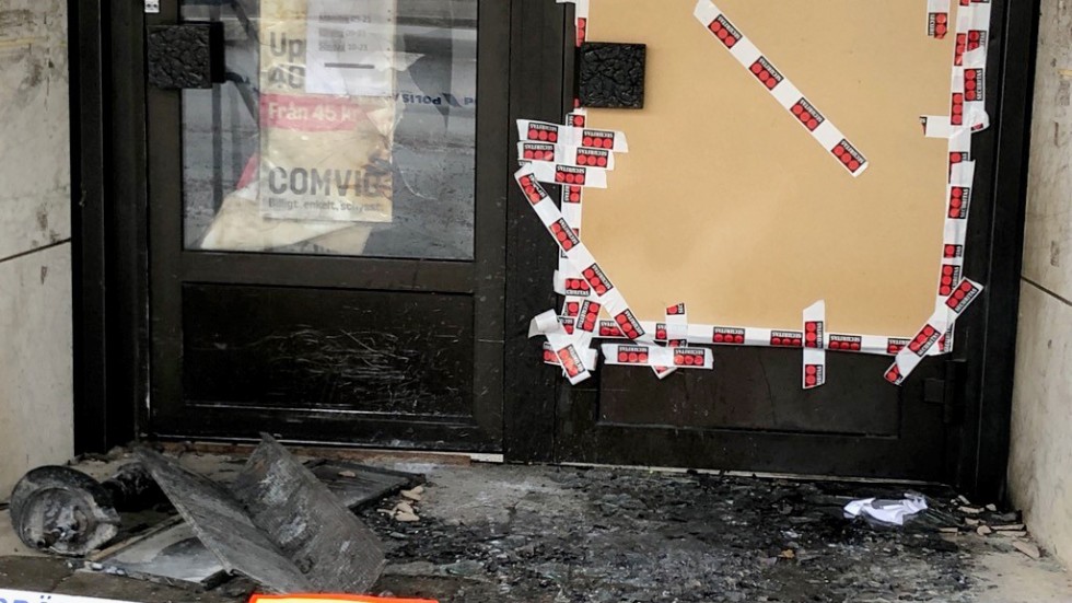 Polisen söker fler vittnen till den misstänkta mordbranden på Drottninggatan i Motala.