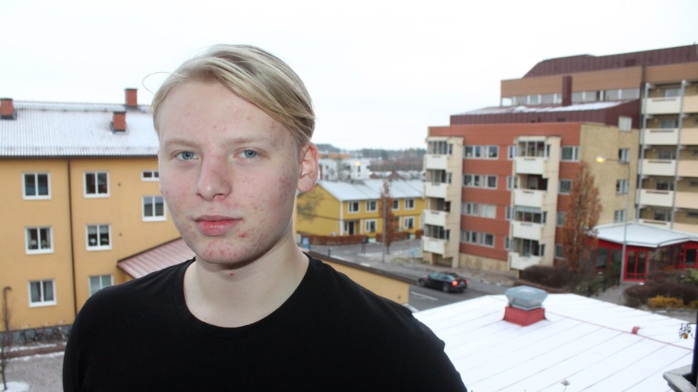 IFK Motalas målvakt Hugo Lundqvist väljer division 1-spel i Tranås Bois. Ett lag där han får sällskap av många Motalabekantingar.