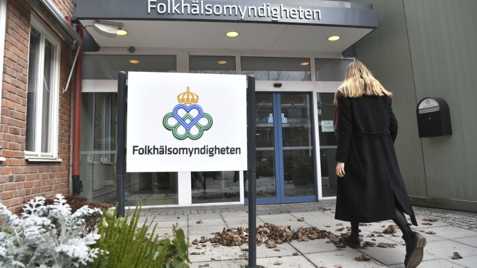 Hur mycket litar svenskarna på Folkhälsomyndighetens råd och rekommendationer? Arkivbild.