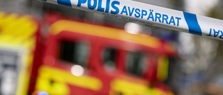 Bilbrand spred farliga gaser i Sala