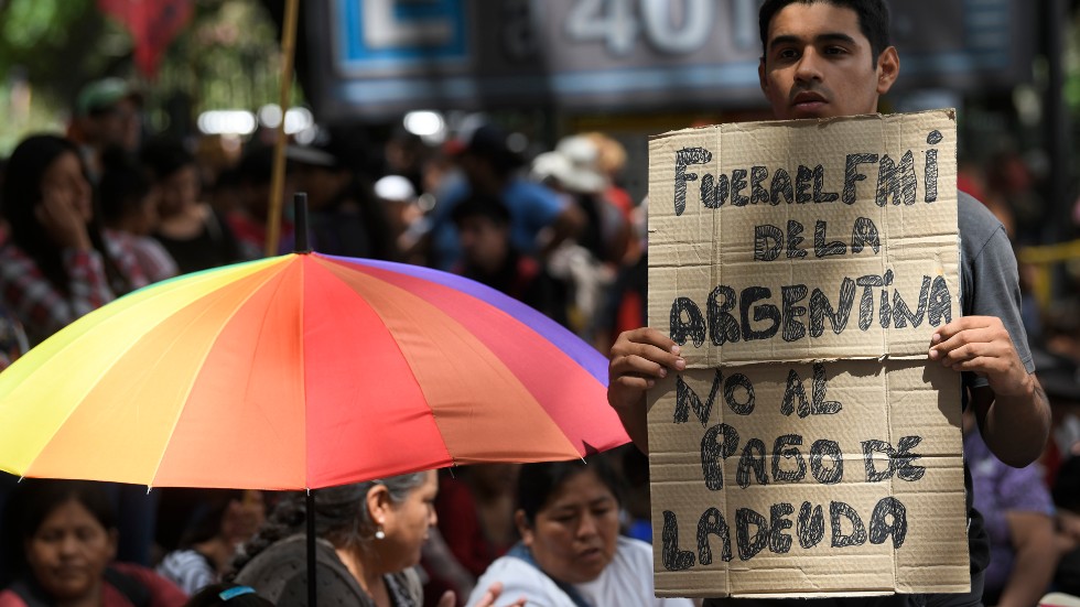 Demonstration mot internationella långivare i Buenos Aires. Bild från februari.
