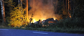 Förare körde av vägen efter biljakt med polis