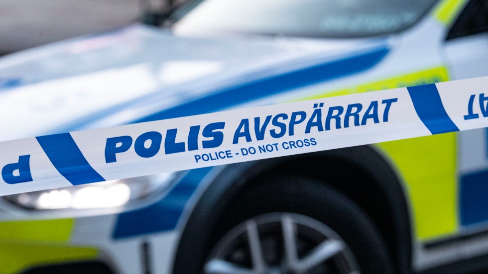 Polisen ska utreda trafikolyckan mellan en person på sparkyckel och en bilist i centrala Haparanda.