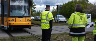 Spårvagn kolliderade med personbil