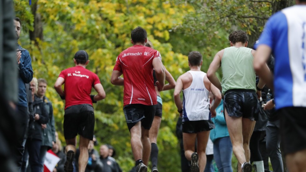 Lidingöloppet hoppas kunna genomföra det tre mil långa loppet i september. Arkivbild.