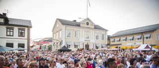 PDOL väntar med att ställa in festivalen