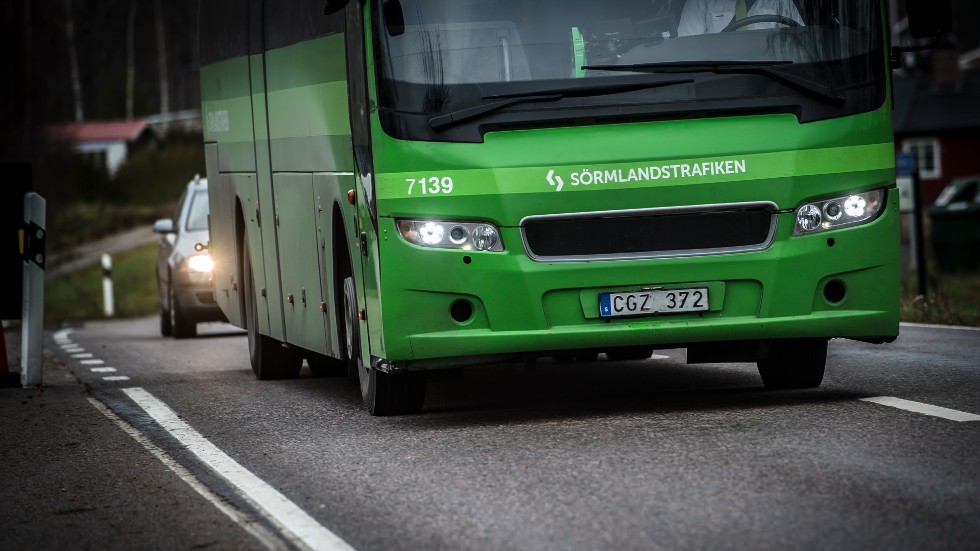 Det råder nationell brist på bussförare i Sverige.