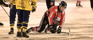 Katastrofal första halvlek av Tjust Bandy