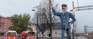 Klassiska statyn försvinner i natt