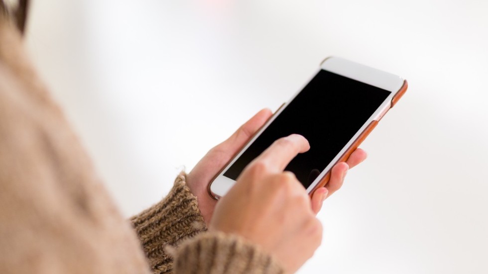 Aktiviteter och föreläsningar kommer fortfarande bli av, dock genom sociala medier och appar.