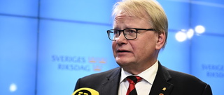 Peter Hultqvist destruktiv försvarsminister