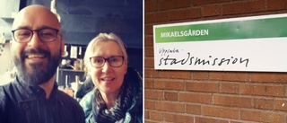 Krögare skänker mat till hemlösa