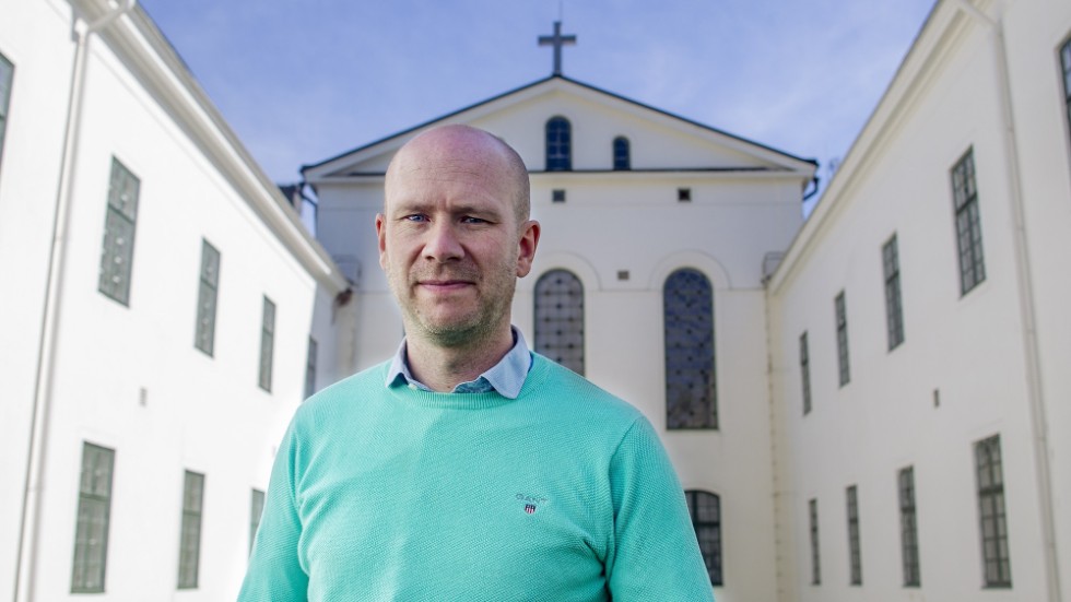 Mikael Wallstén är tillbaka på posten han hade innan flytten till Stockholm för 15 år sedan. Den som ordförande för VGIF.