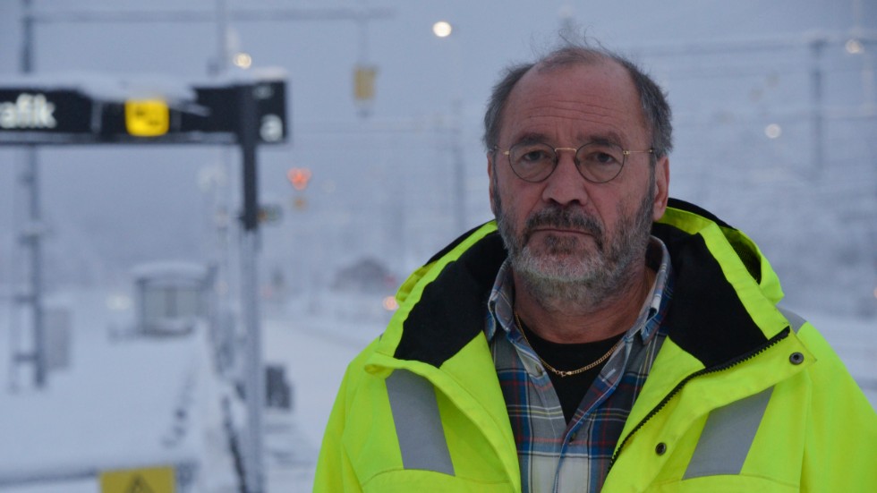 Ulf Normark (S) rasar mot det egna partiet i frågan om de höjda politikerarvodena i Gällivare.