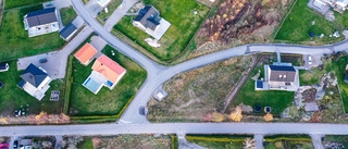 Bygg cykel- och gångväg även till Lundby