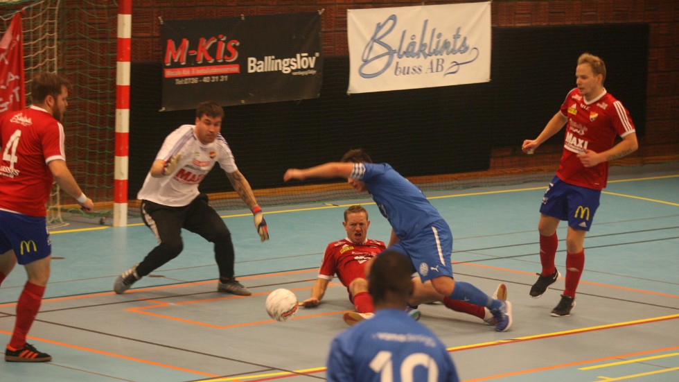 Både derbyn och heta prestigematcher handlar det om i Boren futsal cup. Nu har lottningen kommit till festen i Motala sporthall 2-6 januari.