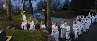 Skolans luciatåg fyllde kyrkan i Börje 