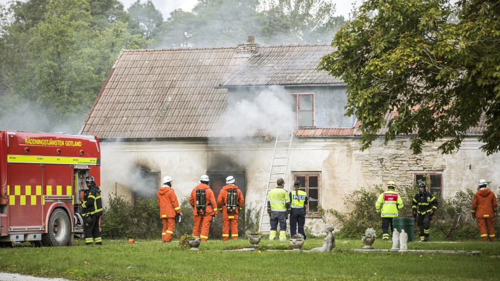 Branden i flygelbyggnaden.