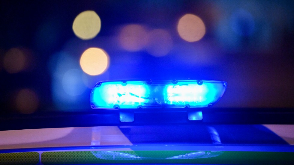 En man greps misstänkt för misshandel i Skänninge. 