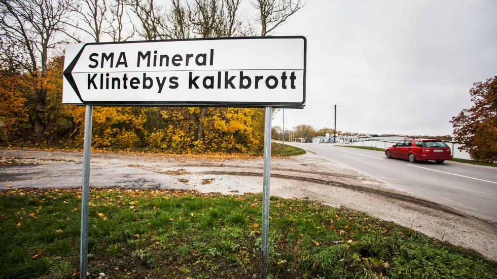 Genom att halvera trafiken från brotten hoppas SMA Mineral kunna komma igång med brytningen snabbare.