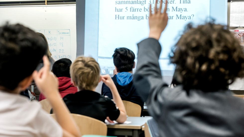 Skolan i Piteå kommun är bra och ligger bra till både vad gäller antal behöriga lärare och hur det går för eleverna, menar skribenten. (Arkivbild)