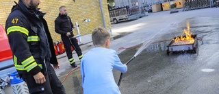 Skolklasser fascinerades av Räddningstjänsten